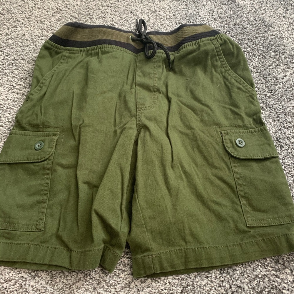 Wonder Nation green shorts Large